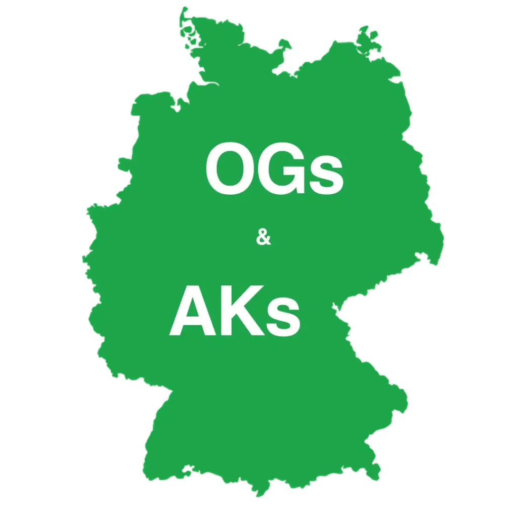 Das Bild zeigt die Fläche der Bundesrepublik Deutschland (ohne Helgoland) in grüner Farbe. Text in weiß: "OGs und AKs".